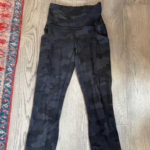 lululemon Align™ High-Rise Pant with Pockets 25" - Camo size 2